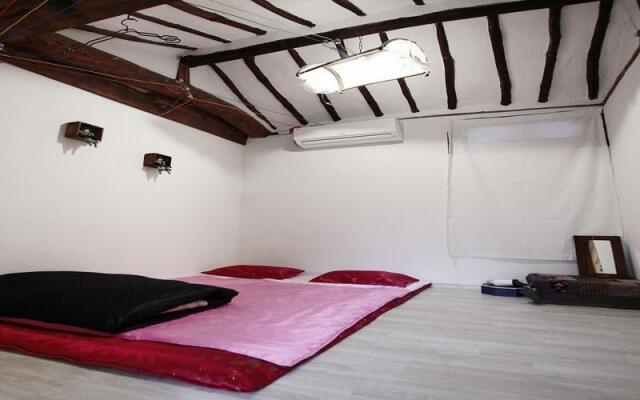 Hanok Guesthouse Punggeum