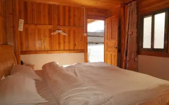 Yun Shui Yao Dong Bi Lou Hostel