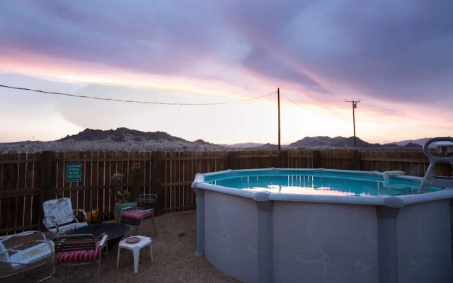 Wikiup by Joshua Desert Retreats