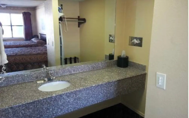 Tahlequah Motor Lodge