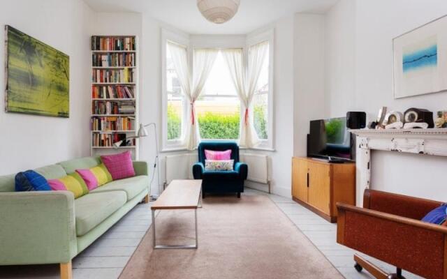 Veeve 4 Bed House On Ronalds Road Highbury And Islington