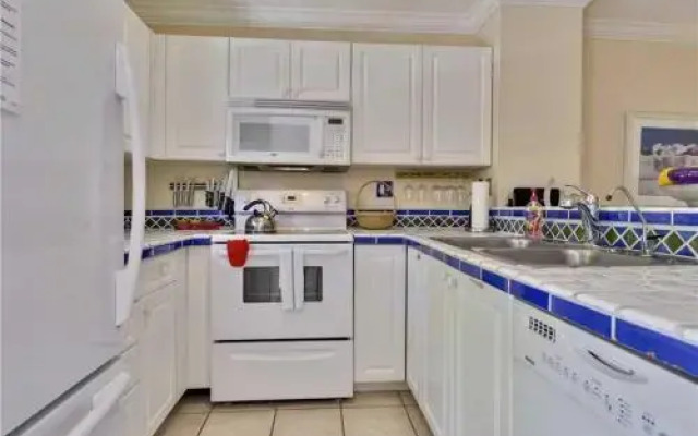 Breezy Bungalow (Townhouse)