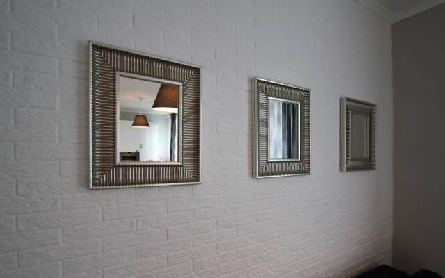 CoHome Comfy Central Apartment