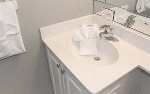 Jamaica Royale - T43 - 2 Br Condo