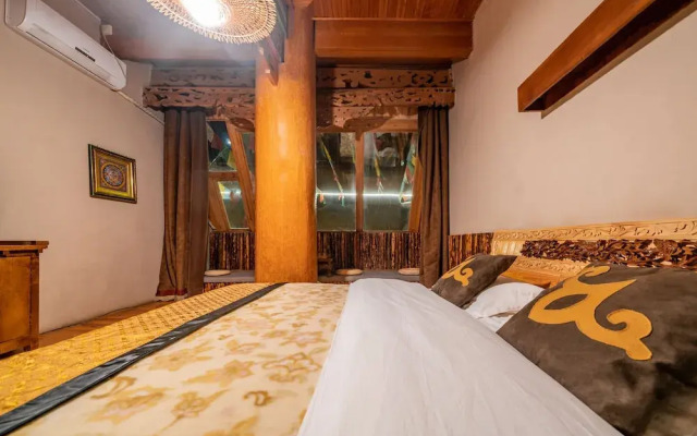 Shangri-La Home Inn