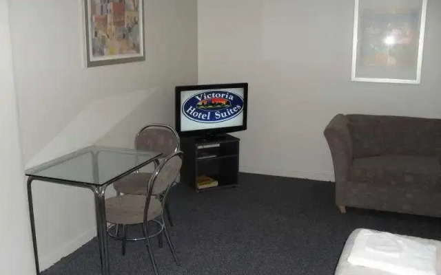 Victoria Hotel Suites