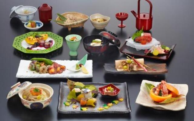 Menard Aoyama Resort: Wafukan Utatsukasa
