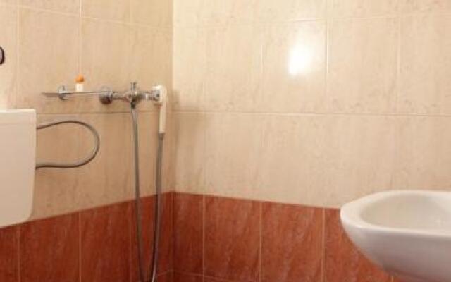 Noni Rooms