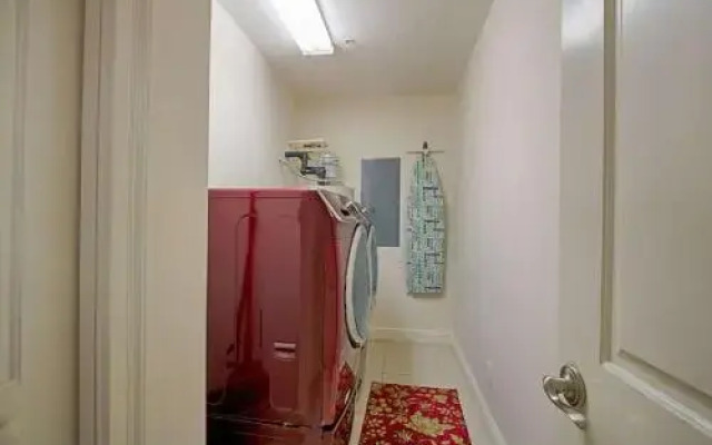 404 Bay Harbor