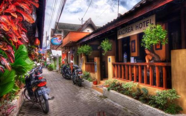 Andrea Hotel