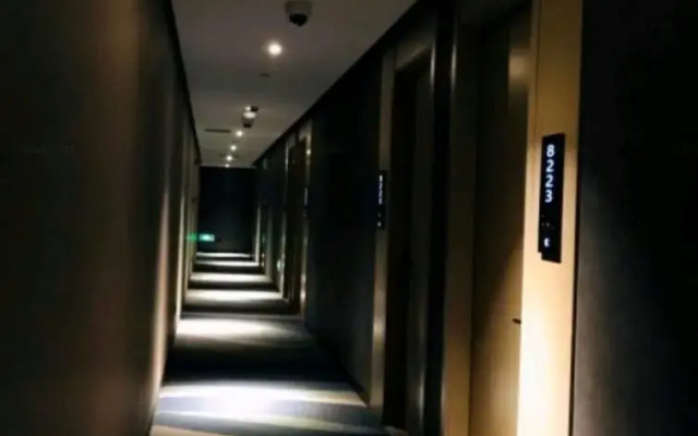 Sushi Light Luxury Hotel