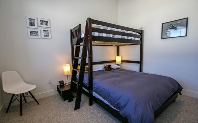 Creek#1334 - 3 Br Condo