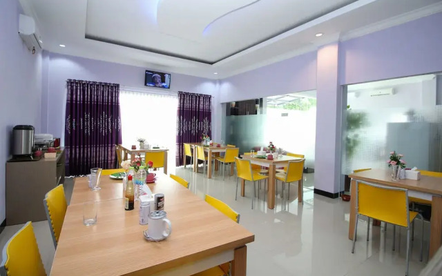 Airy Birobuli Utara Zebra Empat Atas 7A Palu