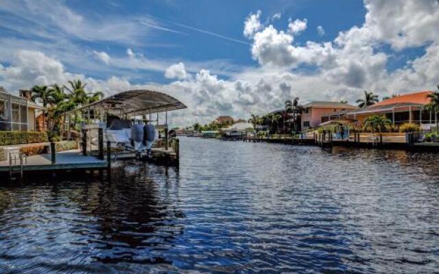 Majestic_by_Cape_Harbour