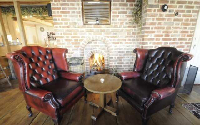 Royal Oak Hotel