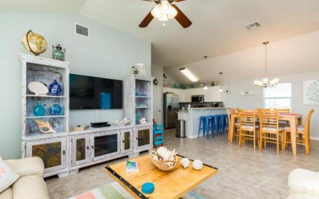 Fishermans Cove Home 1818