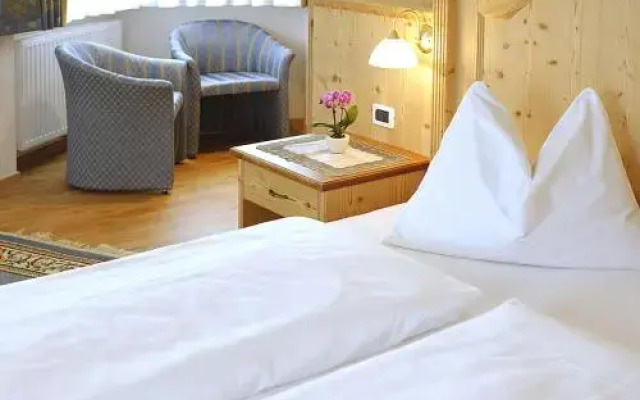 Hotel Comploj