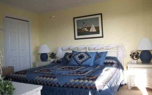 Drop Anchor - 1b 2 Bedroom Home by RedAwning