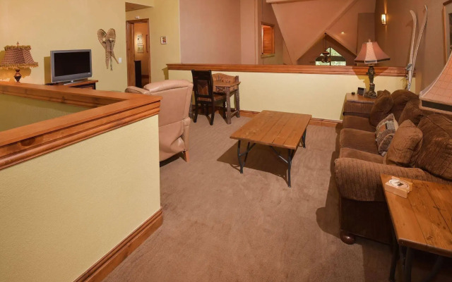 Lodge at Brookside 309