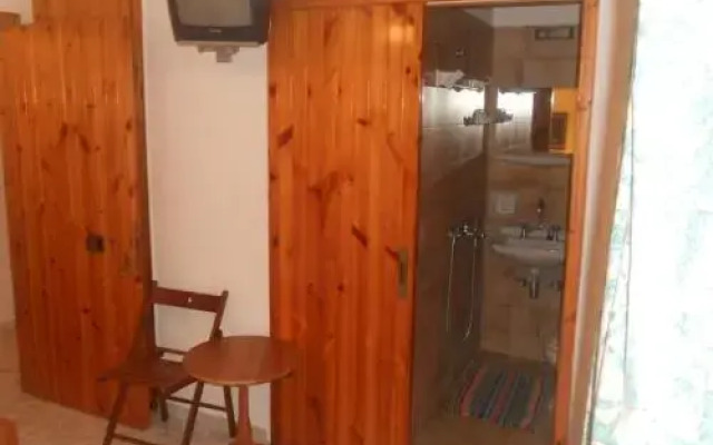 Assimakis Hotel