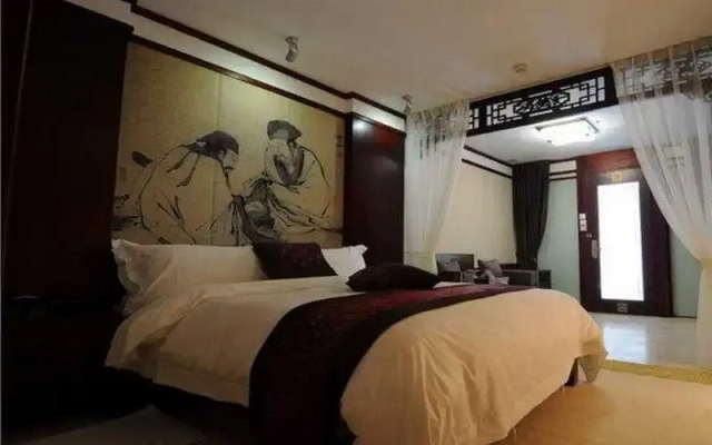 Chateau L'Act Hotel