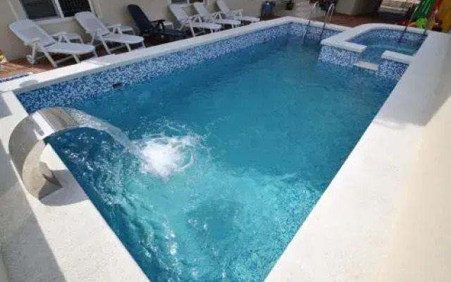U Morya Guest House