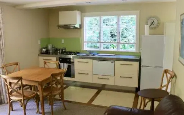 Akaroa Country House