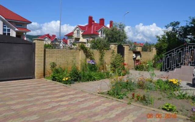 МАРИНА (Адлер)