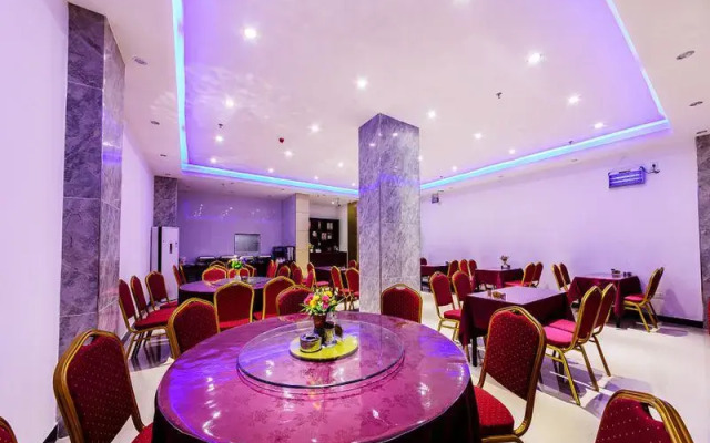Shangpin Holiday Inn