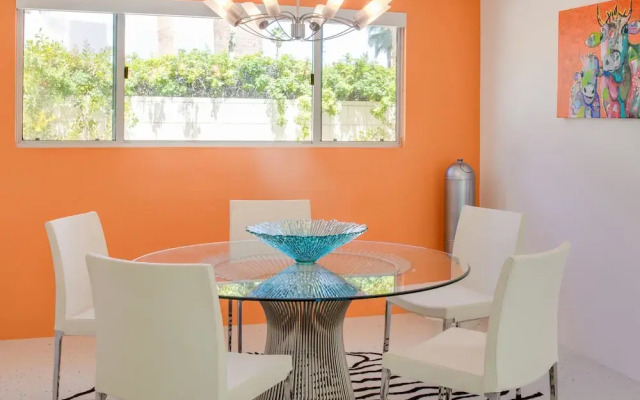 Atomic Hummingbird Holiday home 3