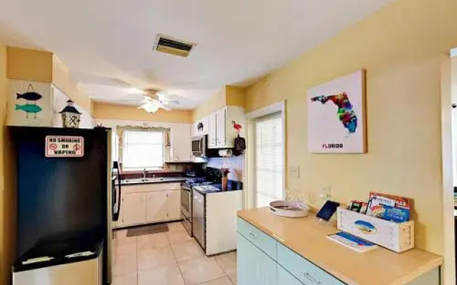 2275 Hawthorne Street Home