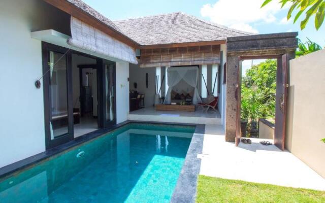 De Dayeuh by Bali Coconut Living Bali