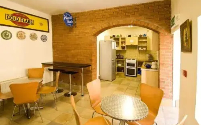Beach Haven Hostel