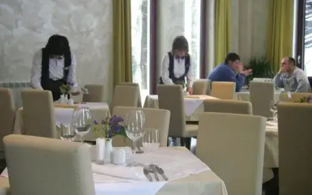 Hotel Vukov Most
