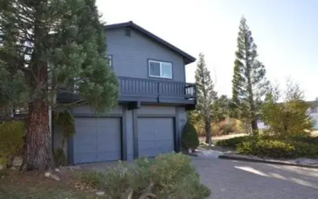 Lake Tahoe Keys Home 4 Bedroom Sleeps 12 by RedAwning