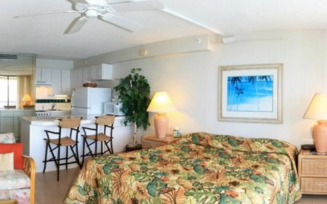 Valley Isle #1206 Studio Bedroom Condo by RedAwning