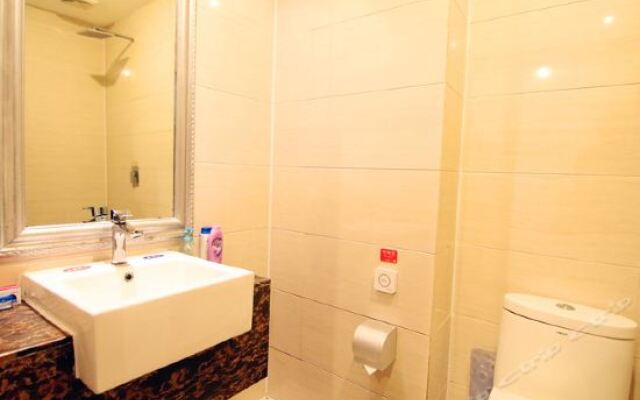 Seine River Spring Hotel