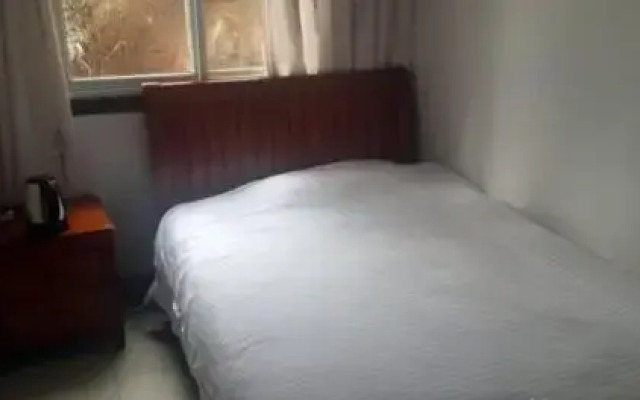 Hengyang Yuepin Lodge