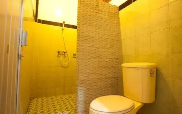 OYO 1741 Komala Indah Cottages