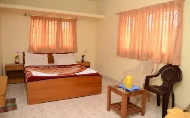 Maruthi Cottages