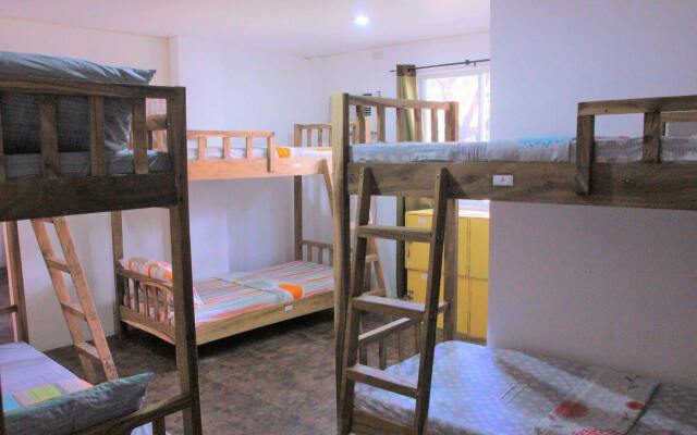 Siesta Hostel Boracay