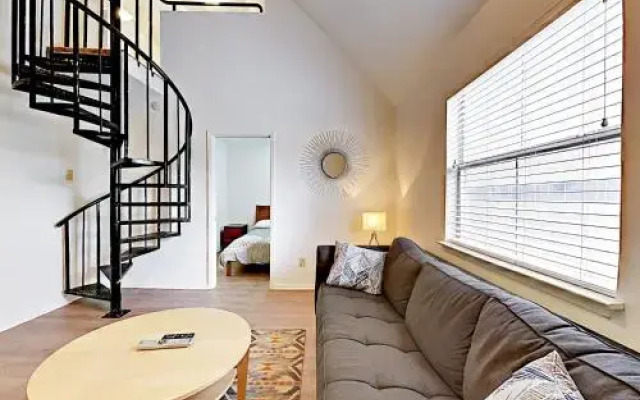 Hip Downtown Condo with Loft by RedAwning