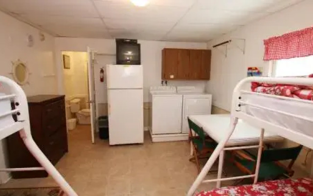A&M South - 5 Br Home