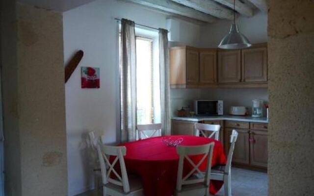 Gite Les Volets Rouges