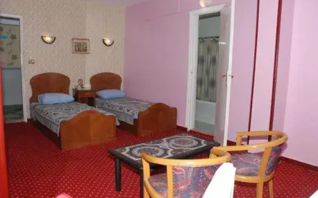Holiday Home Hotel