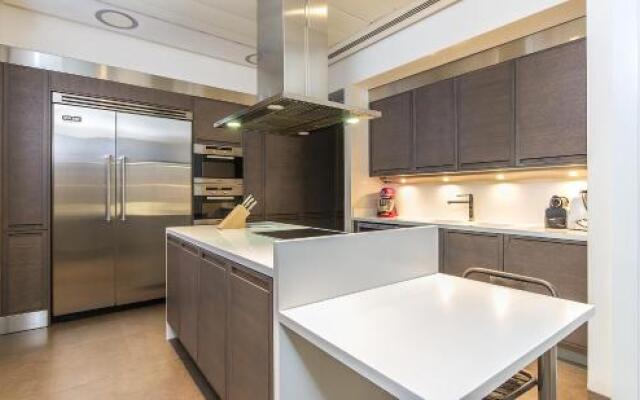 Valencia Luxury Apartments