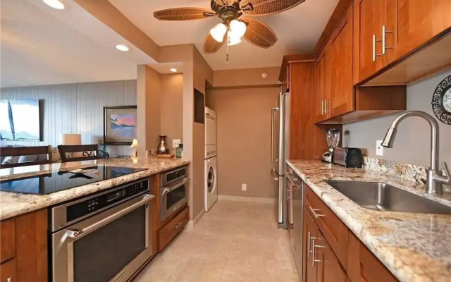 Valley Isle 509 by RedAwning