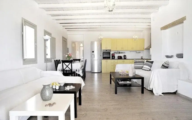Paros House