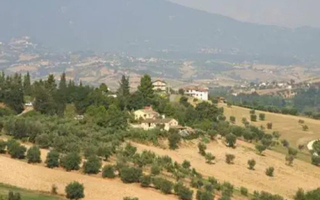 Piccola Terra Country House & Pool