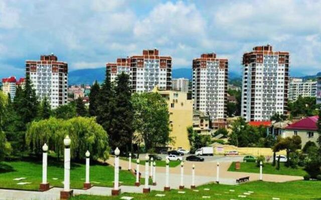 On Parallelnaya 9 Apartments